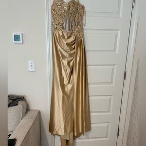 Elegant Gold Evening Gown